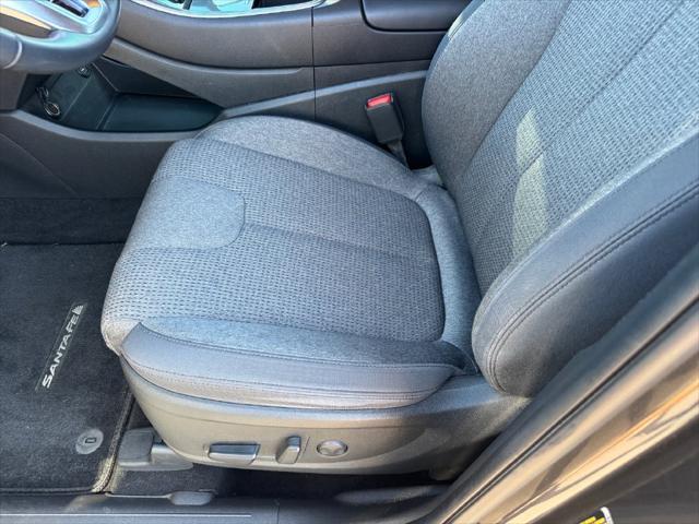 2023 Hyundai Santa Fe - $22,900