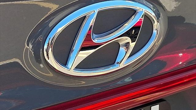 2023 Hyundai SANTA FE Hybrid Blue