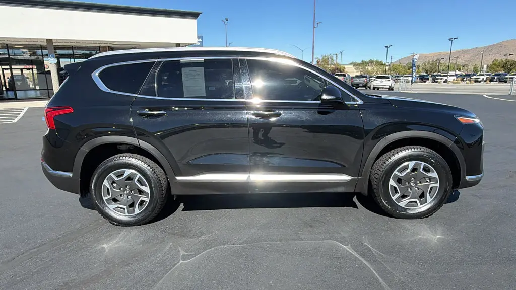 2023 Hyundai Santa Fe - $24,895
