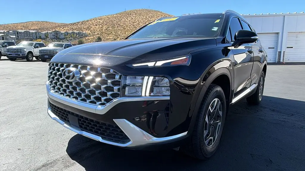 2023 Hyundai Santa Fe - $24,895