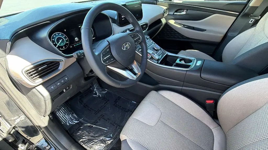 2023 Hyundai Santa Fe - $24,895