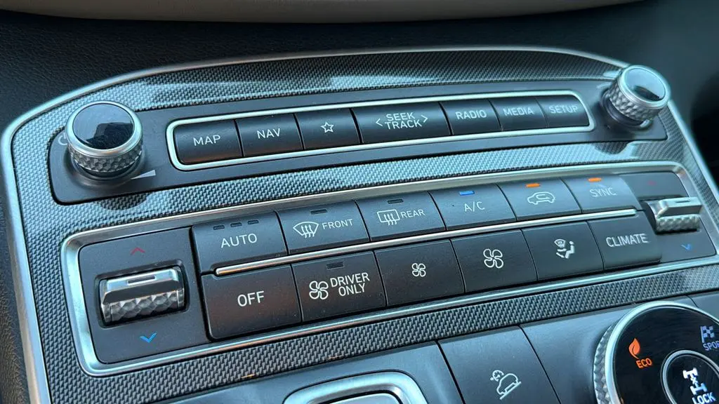2023 Hyundai Santa Fe - $24,895