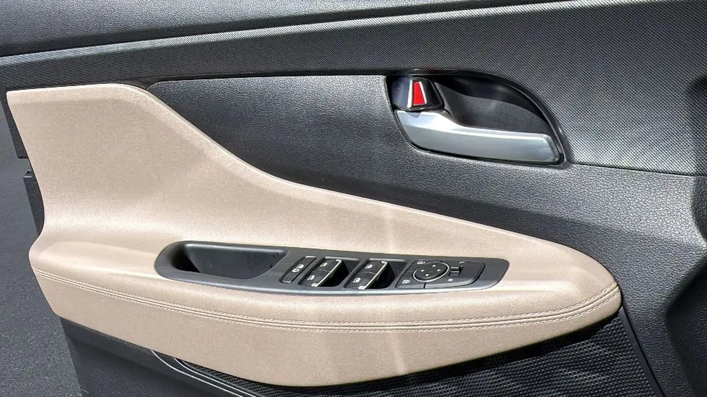 2023 Hyundai Santa Fe - $24,895