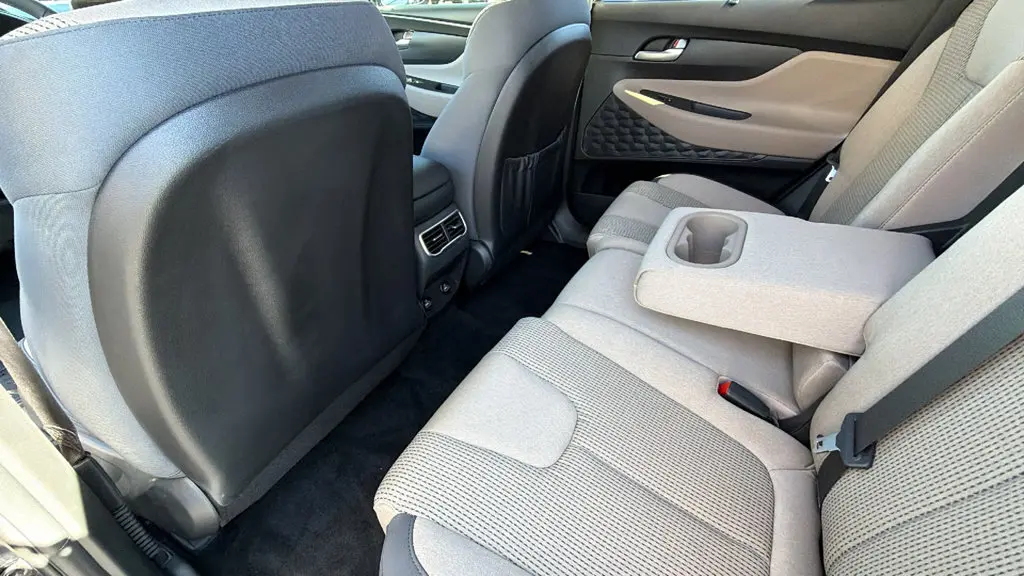 2023 Hyundai Santa Fe - $24,895