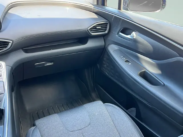 2023 Hyundai Santa Fe - $23,282