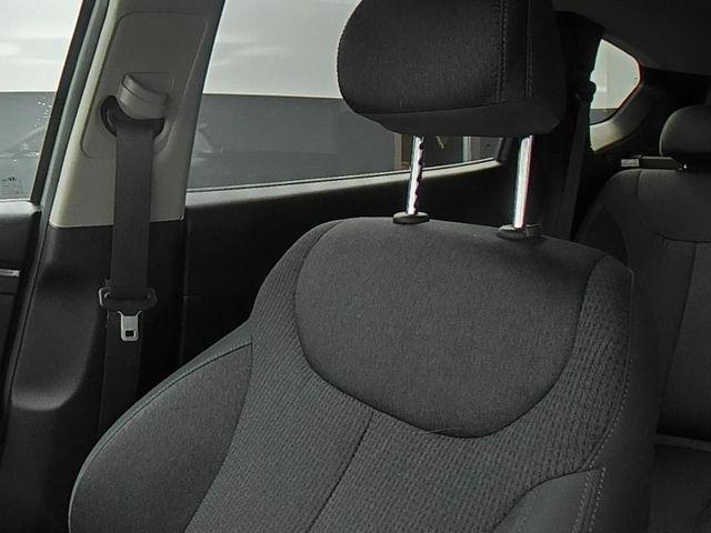 2023 Hyundai Santa Fe - $21,400