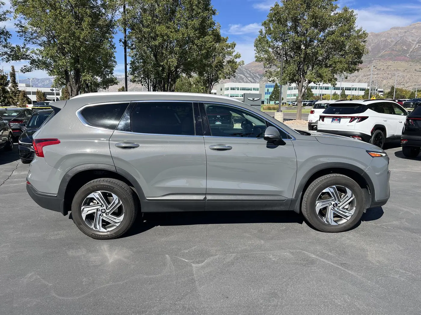 2023 Hyundai Santa Fe - $22,421