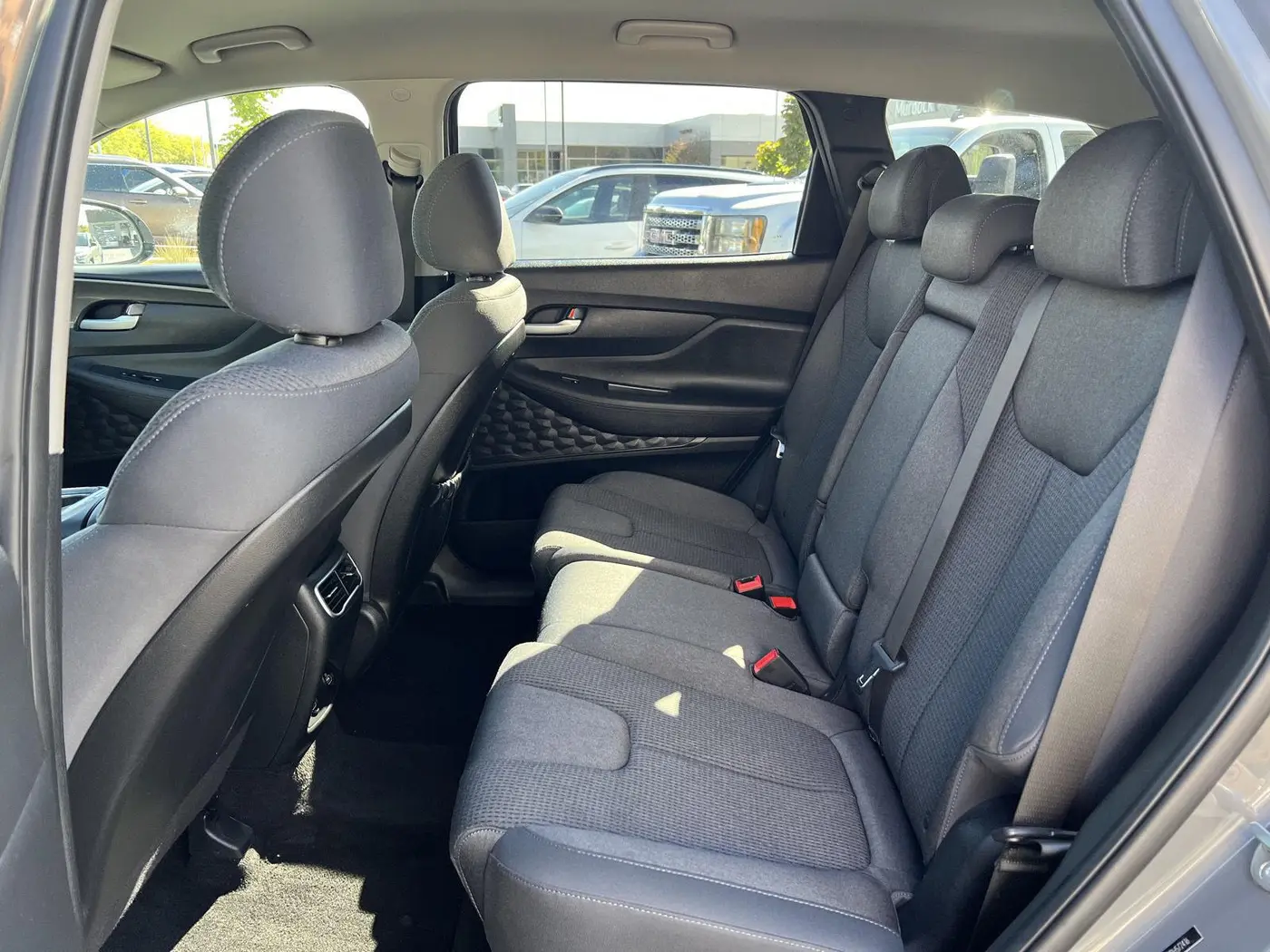 2023 Hyundai Santa Fe - $22,421