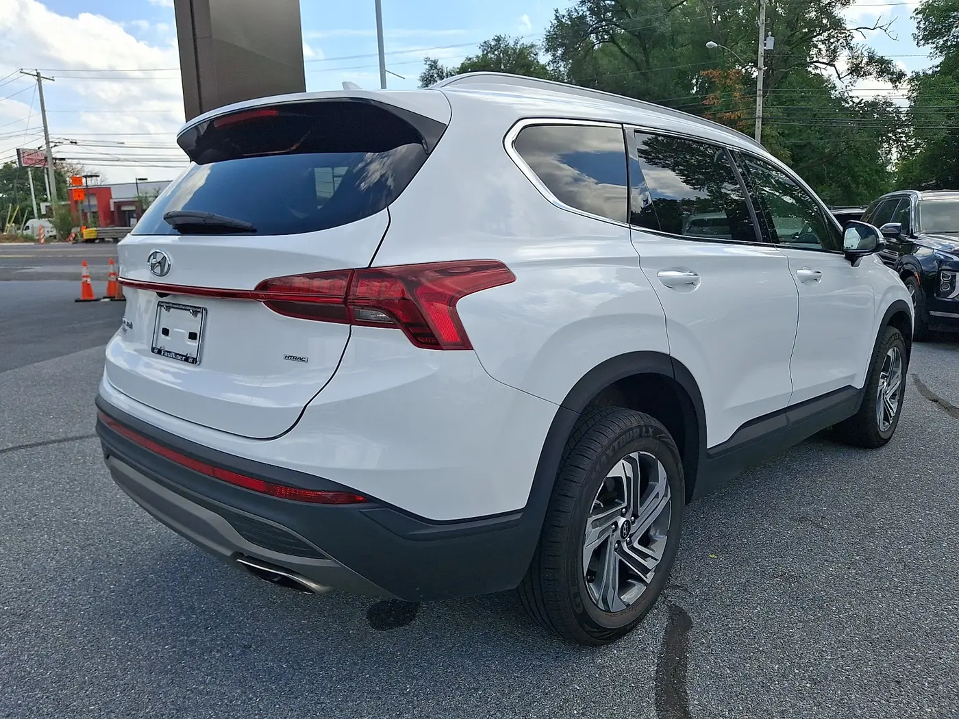 2023 Hyundai Santa Fe - $19,389