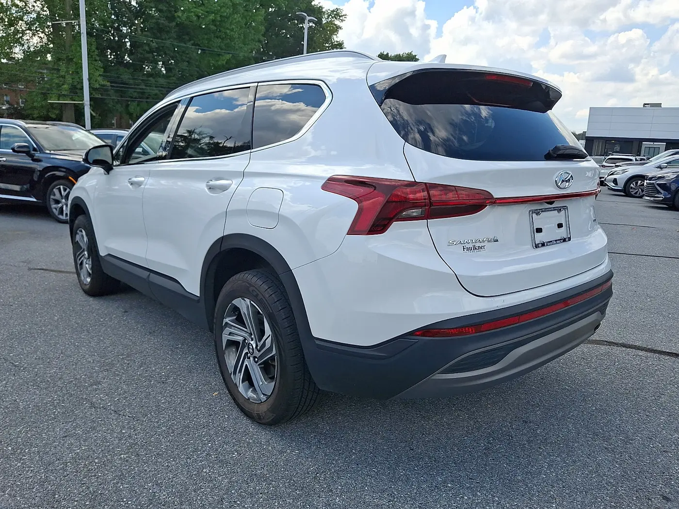 2023 Hyundai Santa Fe - $19,389
