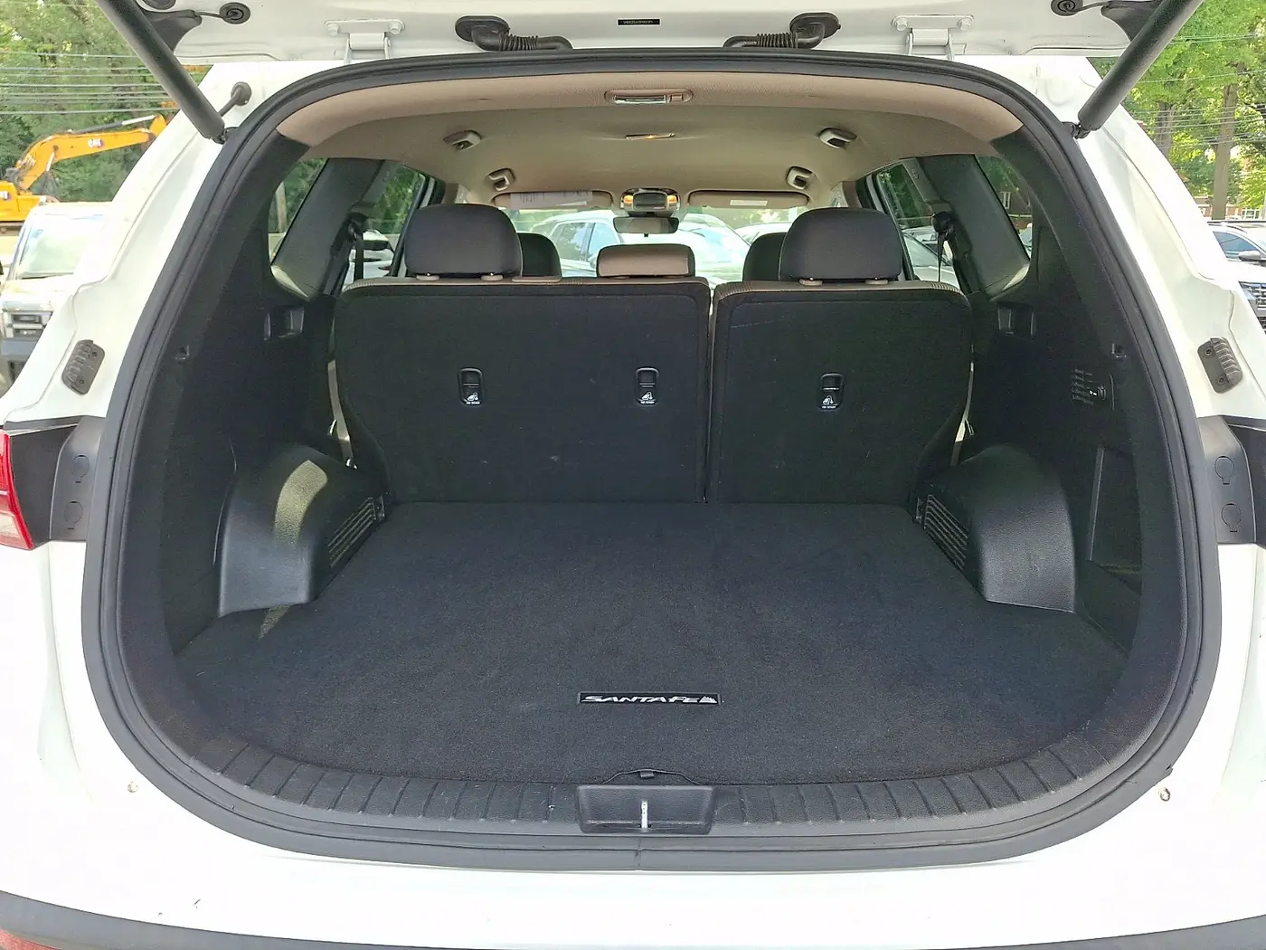 2023 Hyundai Santa Fe - $19,389