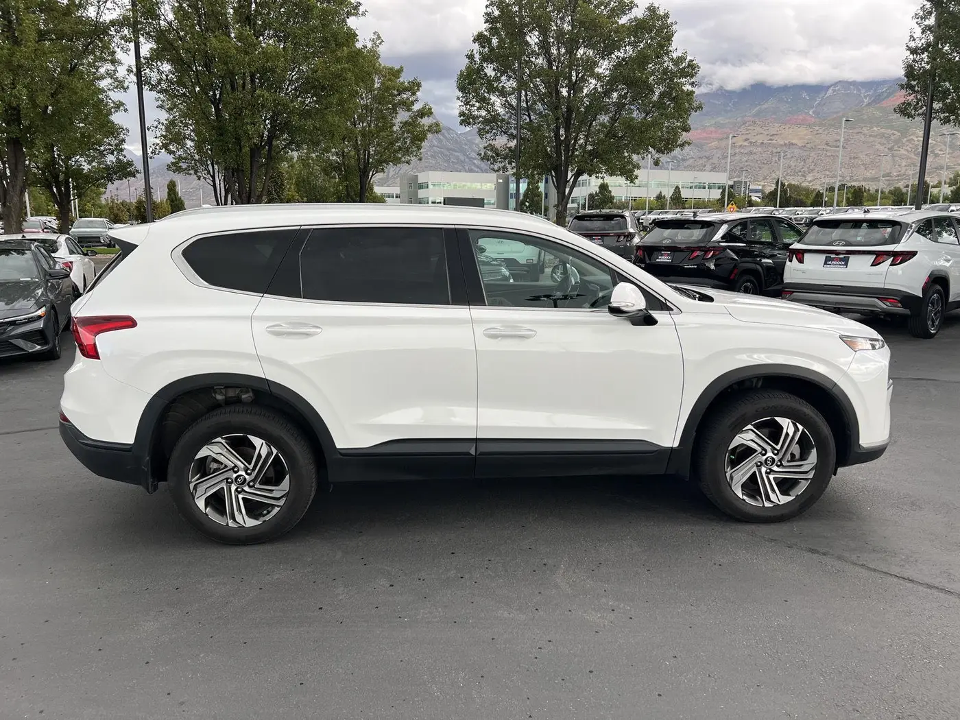 2023 Hyundai Santa Fe - $23,829