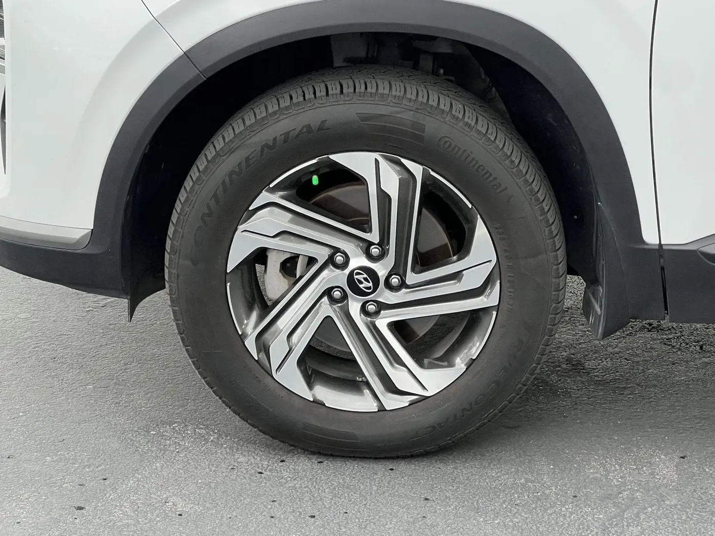 2023 Hyundai Santa Fe - $23,829