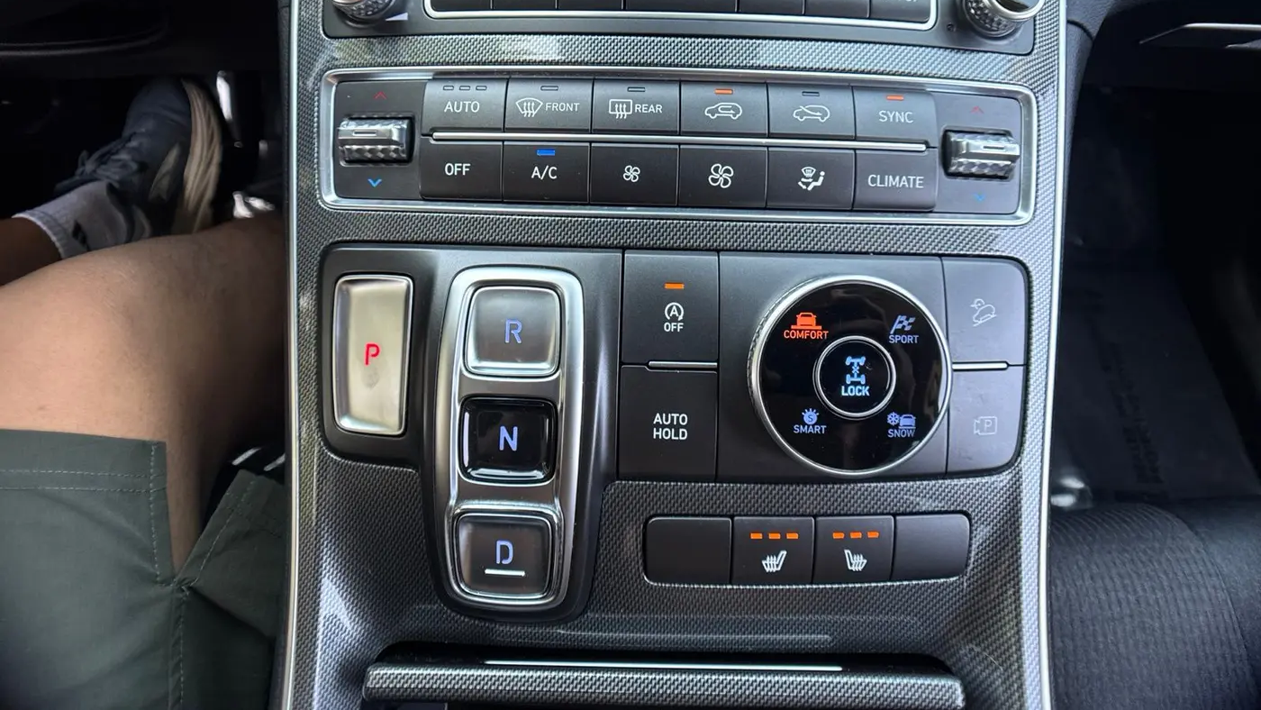 2023 Hyundai SANTA FE SEL