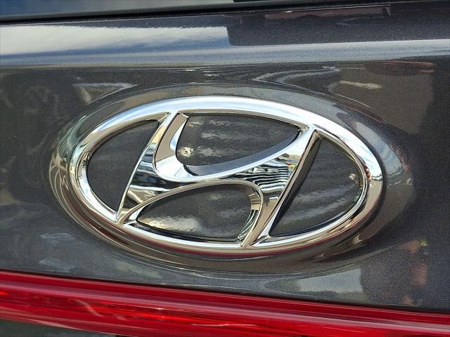 2023 Hyundai Santa Fe - $24,800