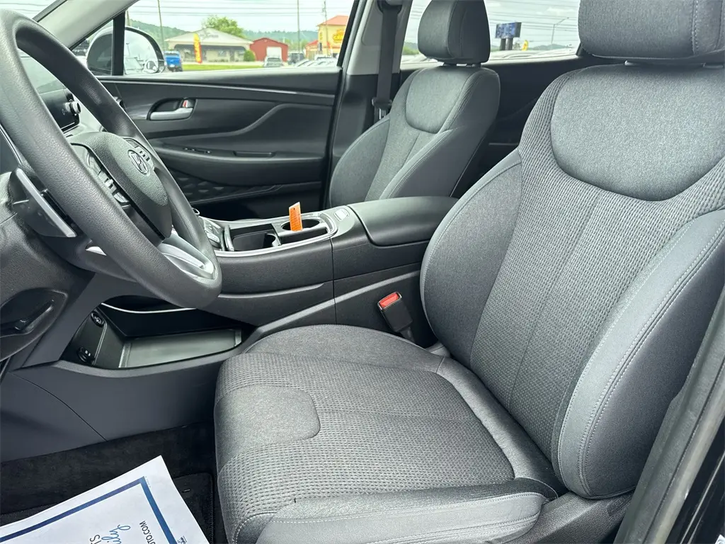 2022 Hyundai Santa Fe - $22,400