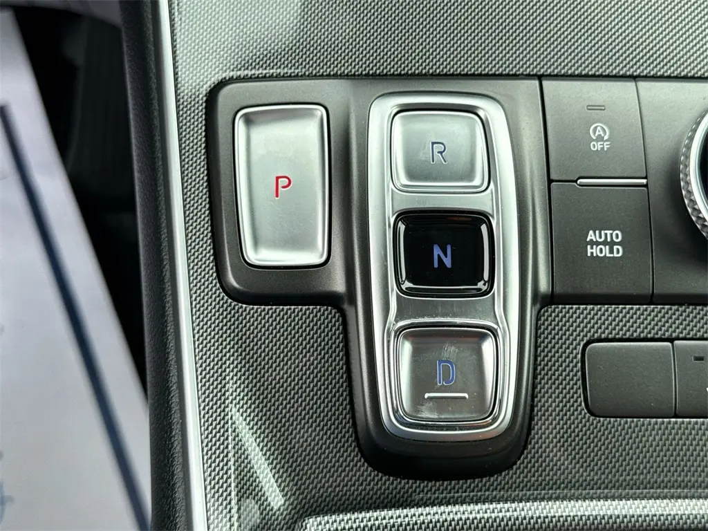 2022 Hyundai Santa Fe - $22,400