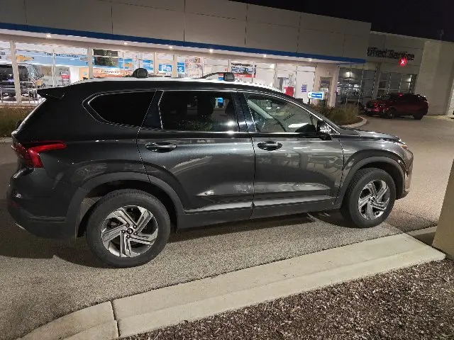 2023 Hyundai Santa Fe - $19,967