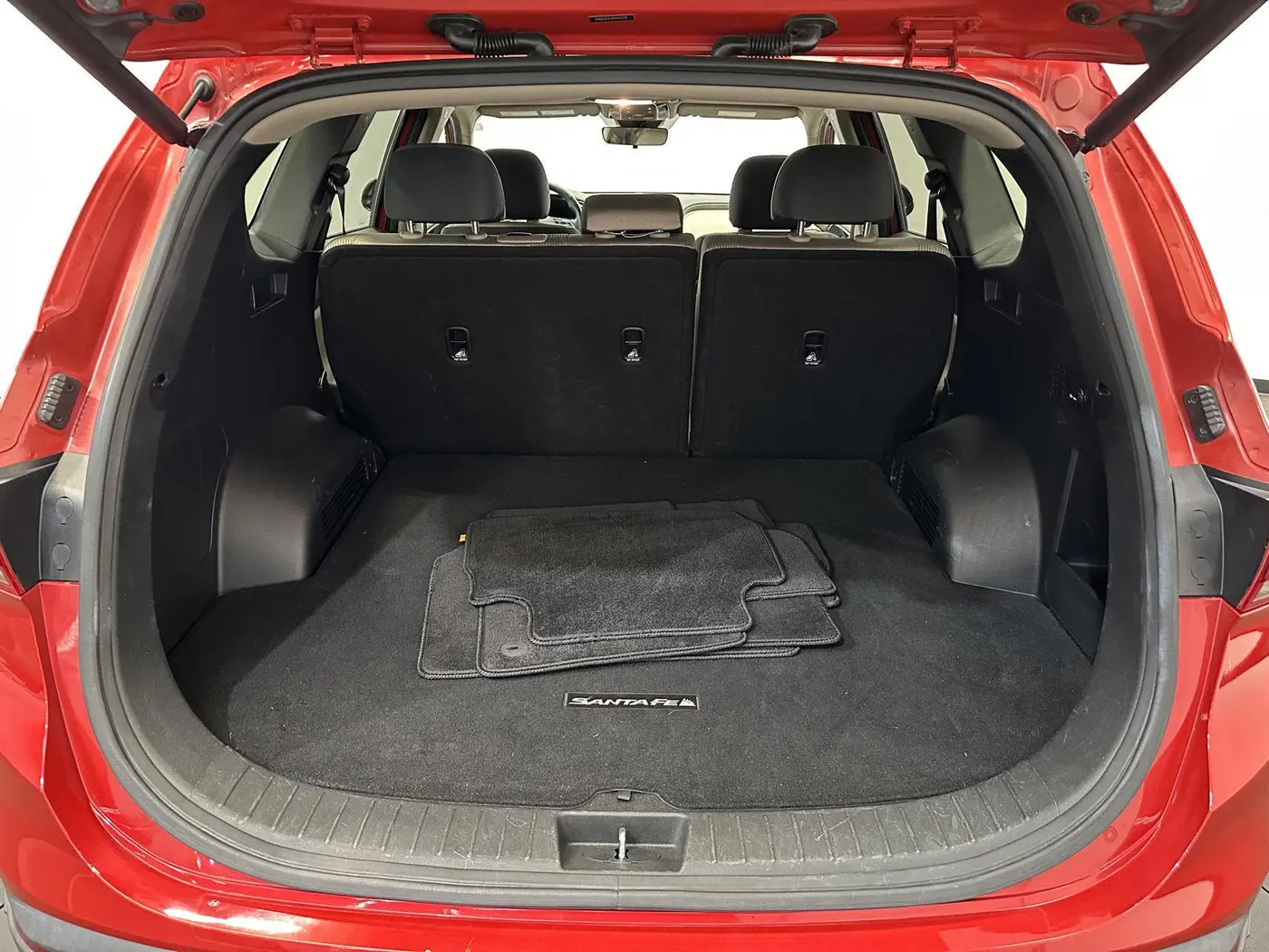 2023 Hyundai Santa Fe - $23,299