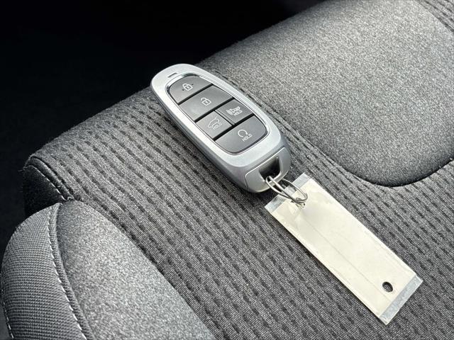 2023 Hyundai Santa Fe - $23,795