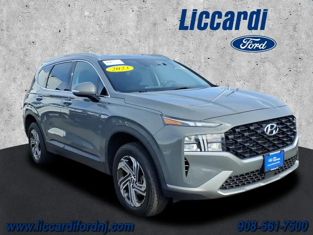 2023 Hyundai Santa Fe - $19,990