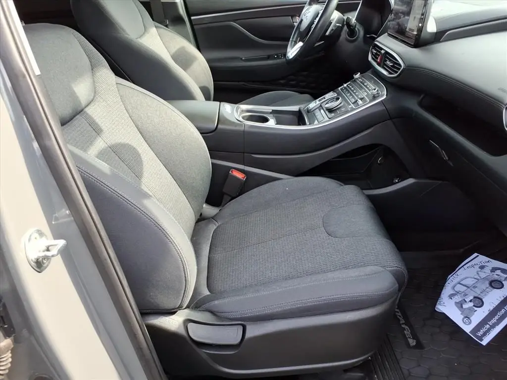2023 Hyundai Santa Fe - $19,990
