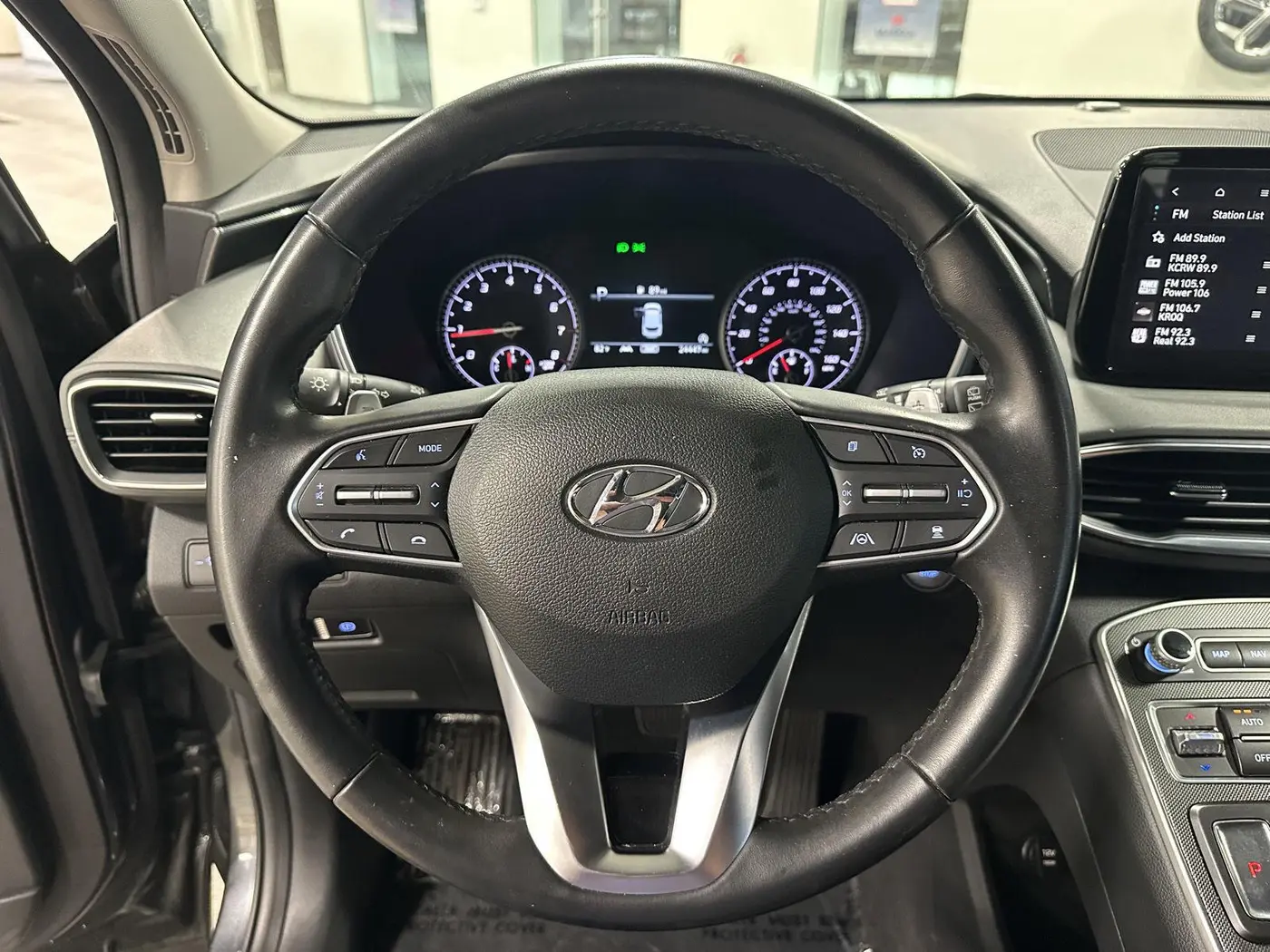 2023 Hyundai Santa Fe - $27,398
