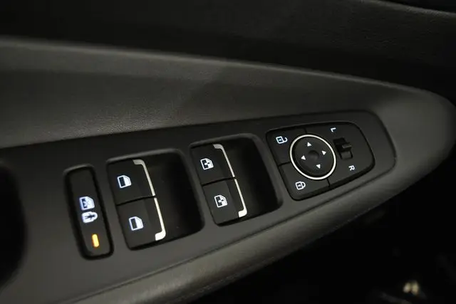 2023 Hyundai Santa Fe - $23,567