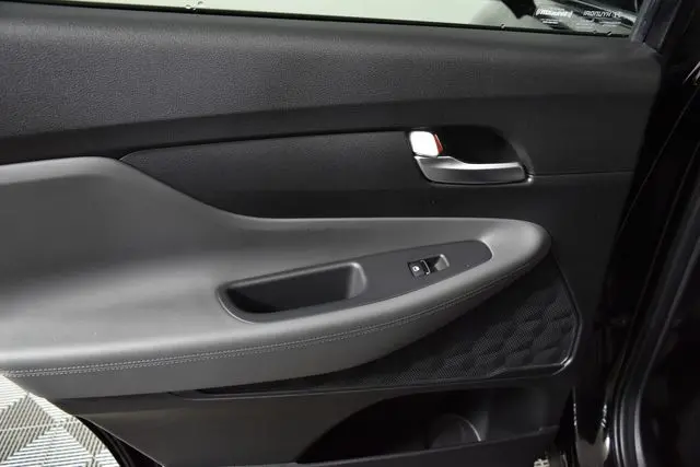 2023 Hyundai Santa Fe - $23,567