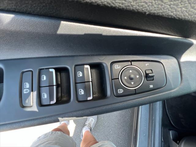 2021 Hyundai Santa Fe - $22,325