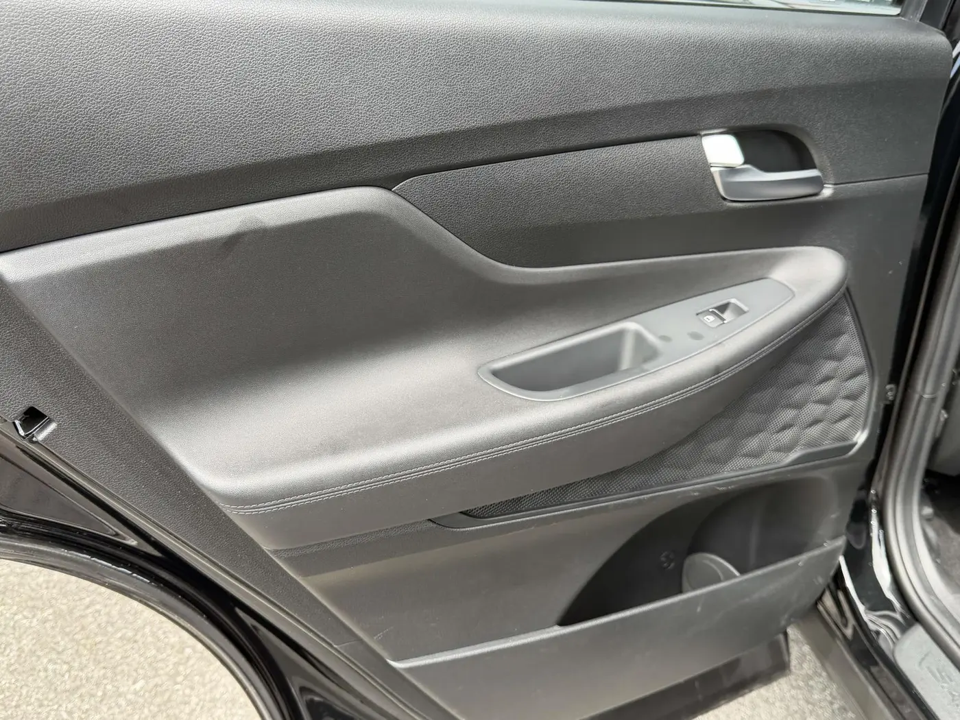 2023 Hyundai Santa Fe - $24,938