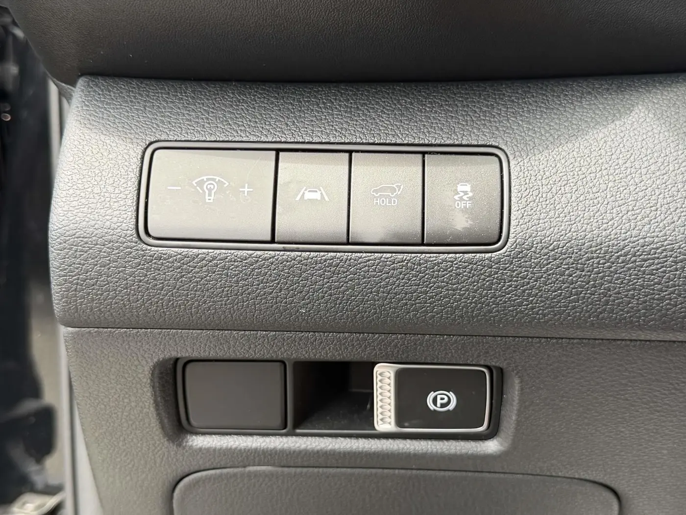 2023 Hyundai Santa Fe - $24,938
