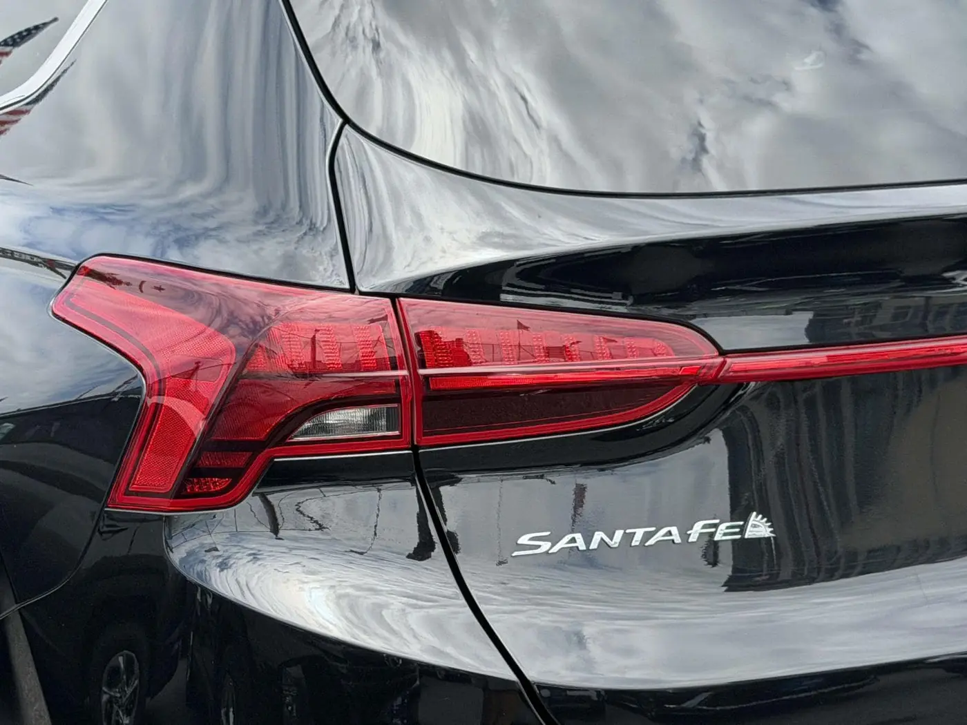 2023 Hyundai Santa Fe - $24,938