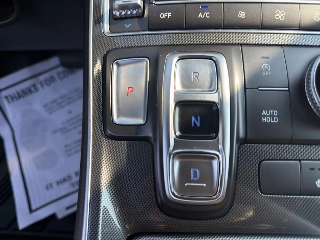 2023 Hyundai Santa Fe - $24,995