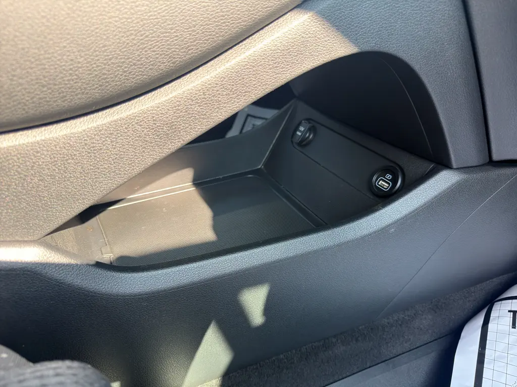 2023 Hyundai Santa Fe - $24,995