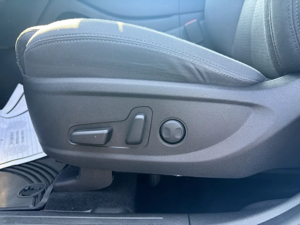 2023 Hyundai Santa Fe - $24,995
