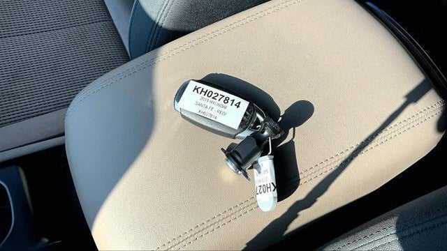 2019 Hyundai SANTA FE SEL 2.4L