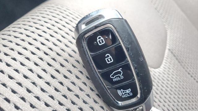 2019 Hyundai SANTA FE SEL 2.4L