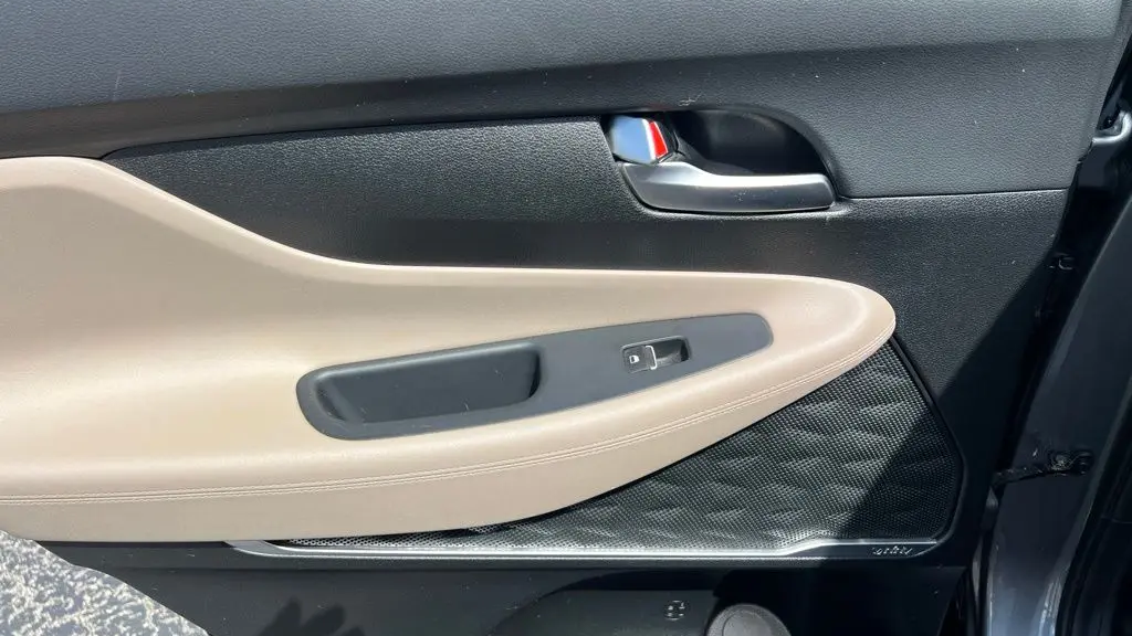 2019 Hyundai SANTA FE SEL 2.4L