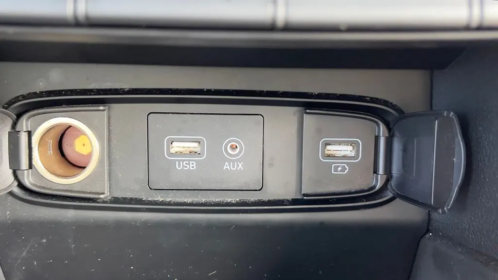 2019 Hyundai SANTA FE SEL 2.4L