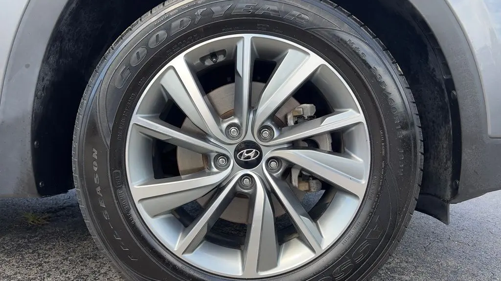 2019 Hyundai SANTA FE SEL 2.4L