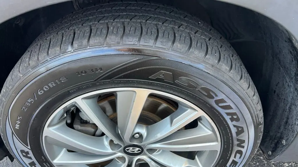2019 Hyundai SANTA FE SEL 2.4L