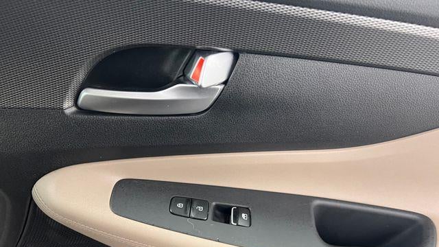 2019 Hyundai SANTA FE SEL 2.4L