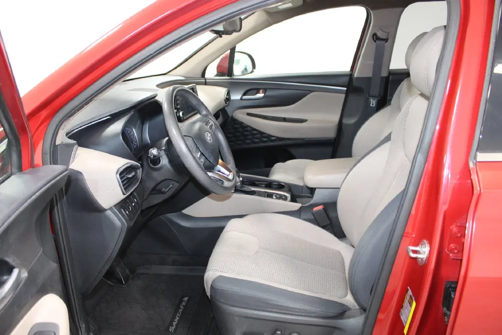 2020 Hyundai Santa Fe - $13,578