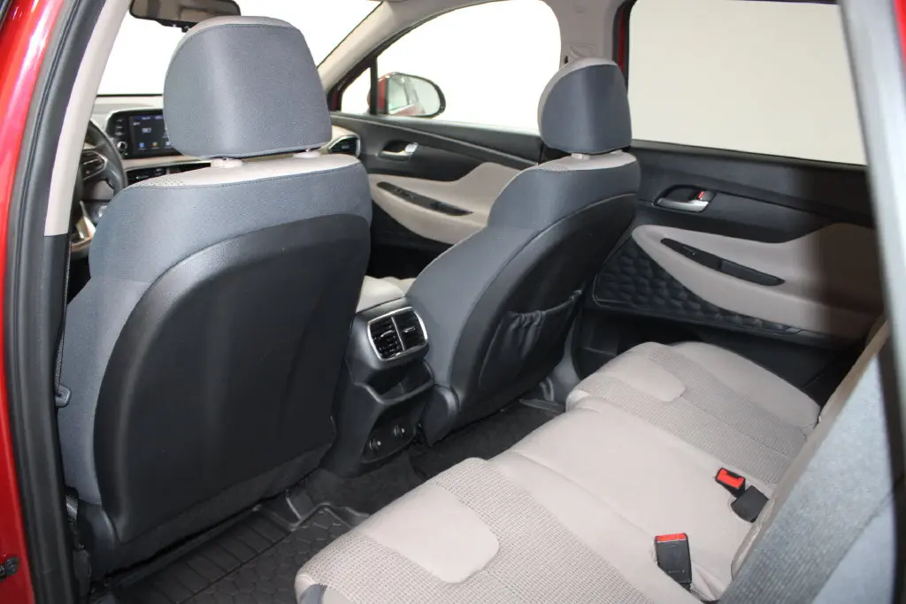 2020 Hyundai Santa Fe - $13,578