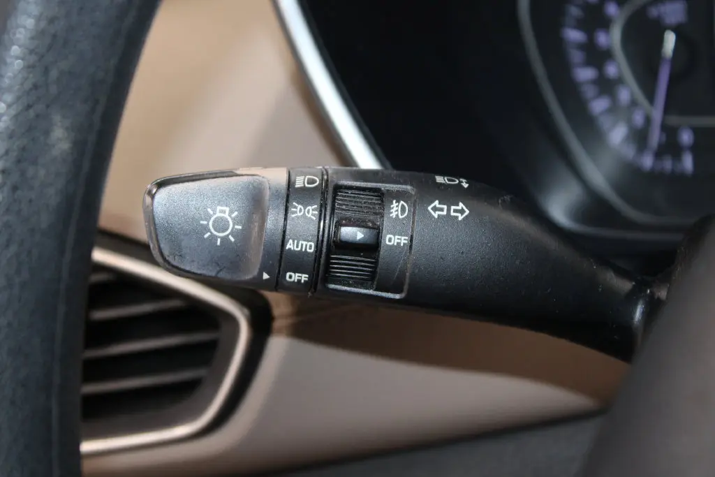 2020 Hyundai Santa Fe - $13,578