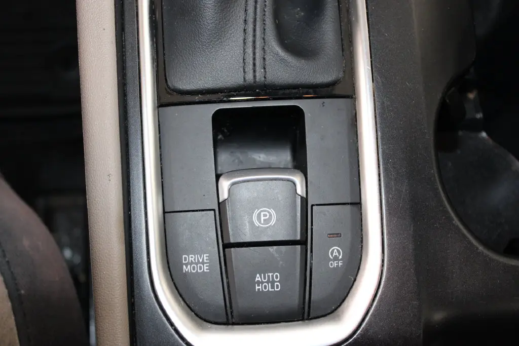 2020 Hyundai Santa Fe - $13,578