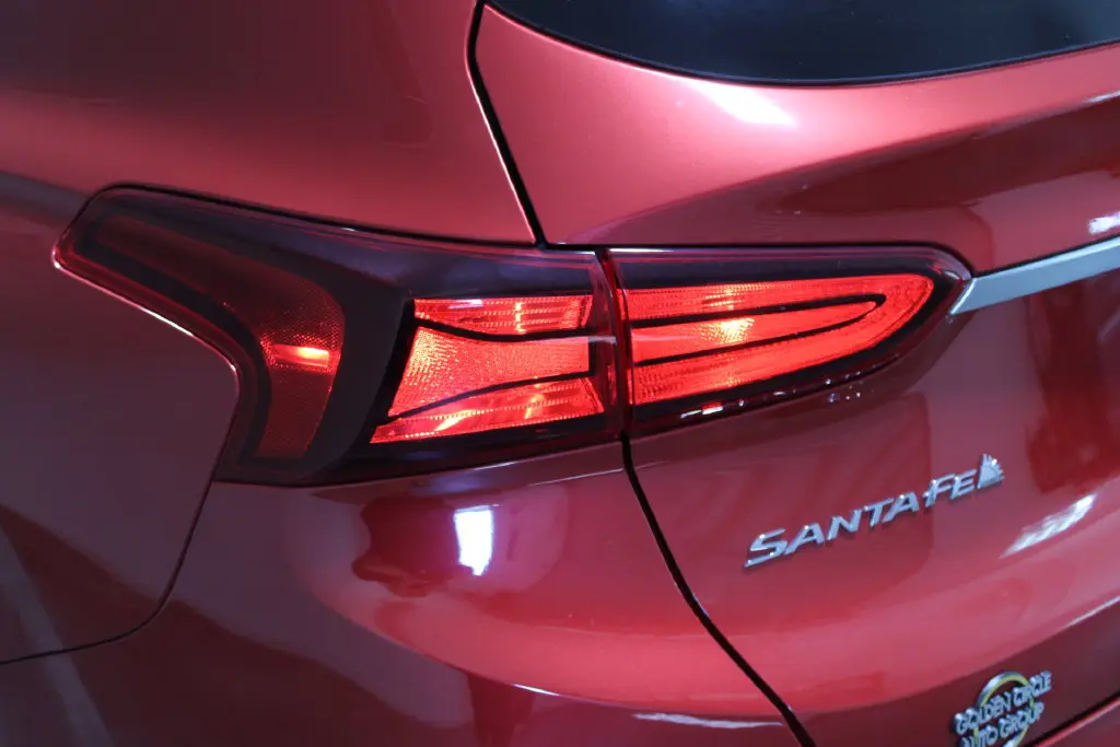 2020 Hyundai Santa Fe - $13,578