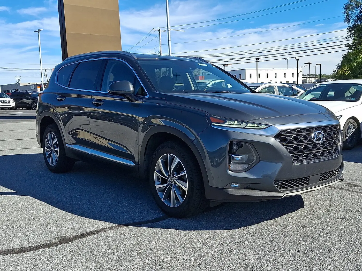 2019 Hyundai Santa Fe - $17,685