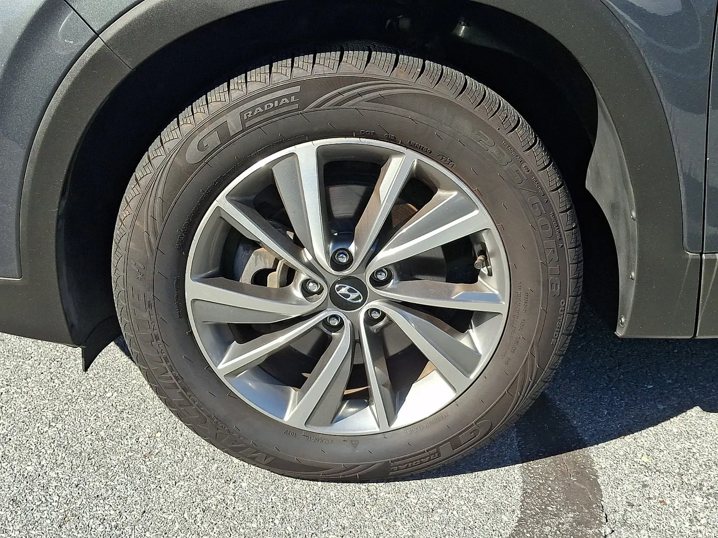 2019 Hyundai Santa Fe - $17,685